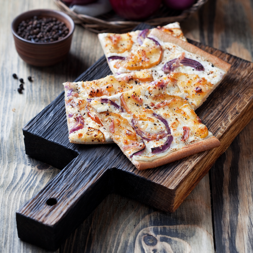 French Onion and Apple Flatbread